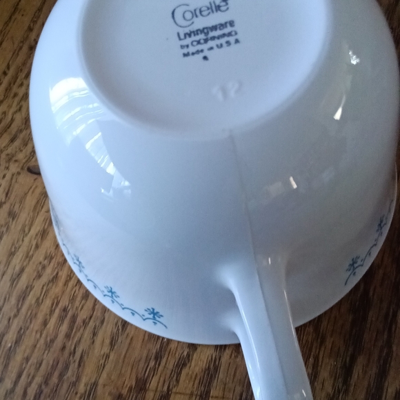 Corelle Blue Snowflake Garland Vintage Mug - Picture 3 of 8